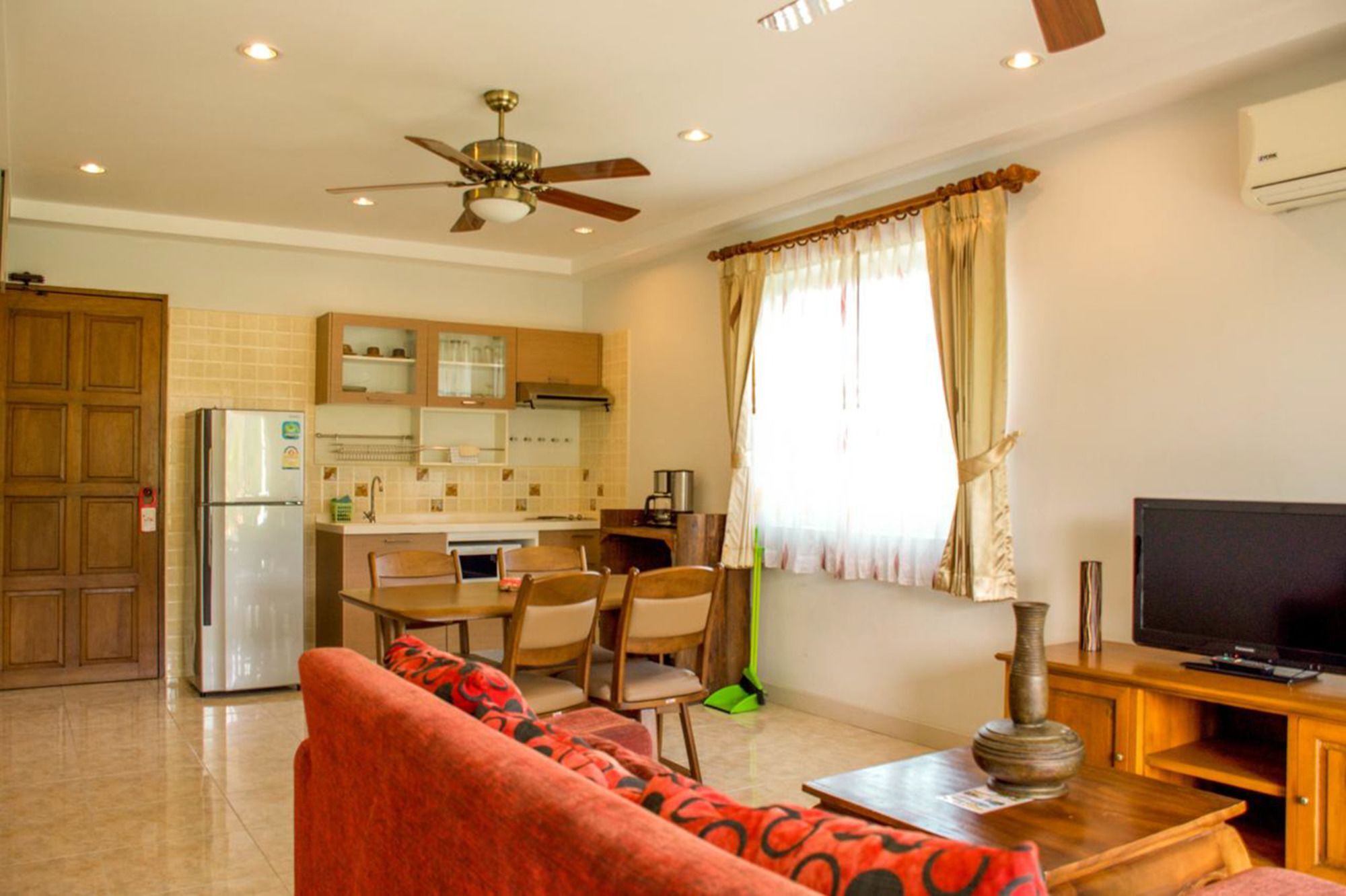 Baan Rosa Bangtao Beach Bang Tao Beach  Exterior foto